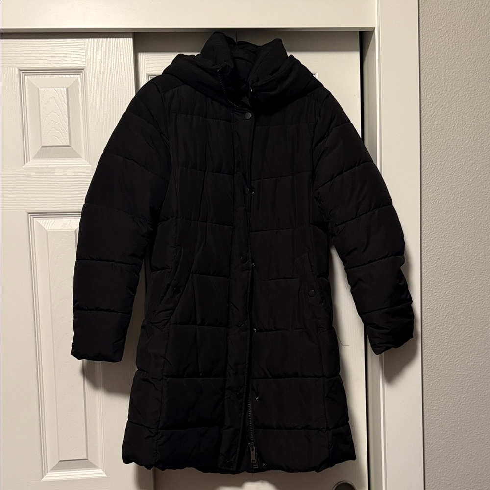H&M Women's Classic Black Puffer Jacket